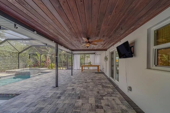 Building Photo - 1368 Whispering Pines Dr