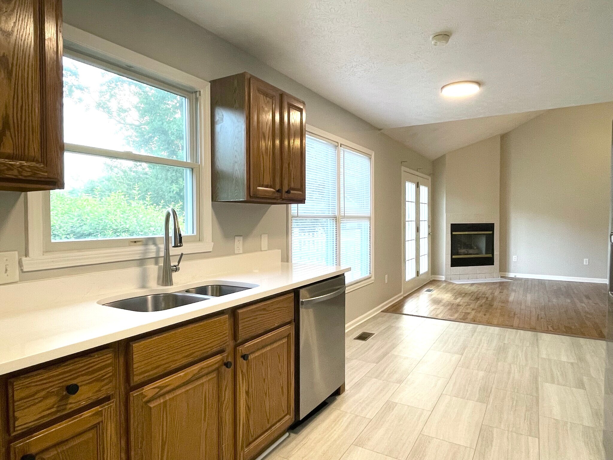 Kitchen with new quartz counters - 10521 Cornell Ave