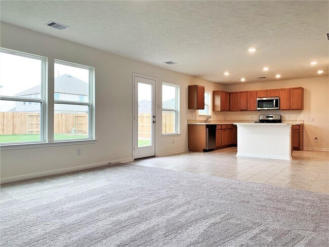 Building Photo - 1215 Painted Bunting Dr
