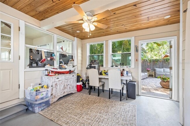 Building Photo - 2709 Upton St S