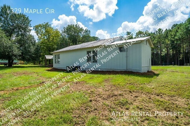 Building Photo - 4329 Maple Cir