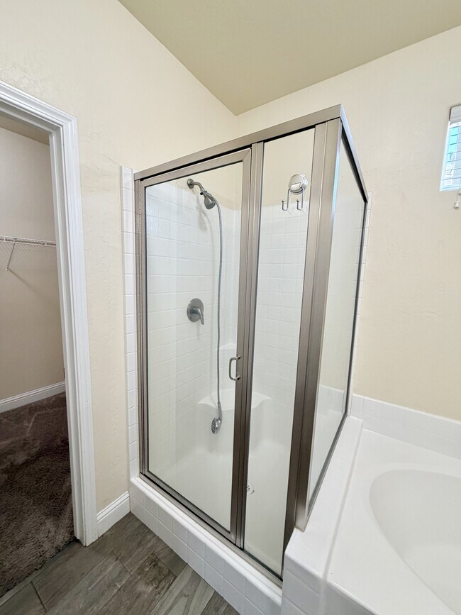 Building Photo - 1736 Berry St