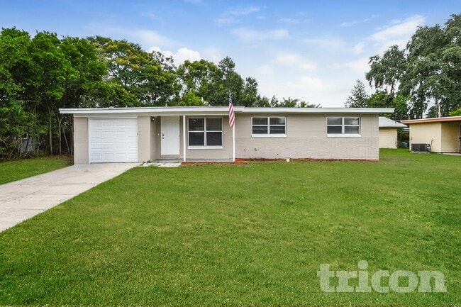 Building Photo - 3463 Arbutus Ln