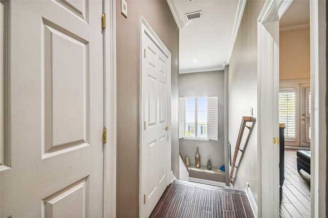 Building Photo - 1001 S Rome Ave