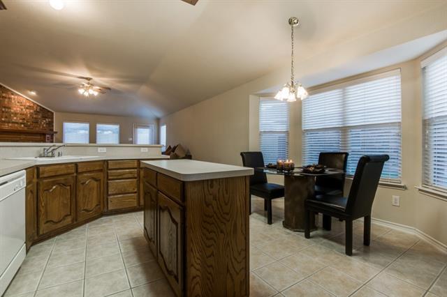 Building Photo - 15763 Durango Dr