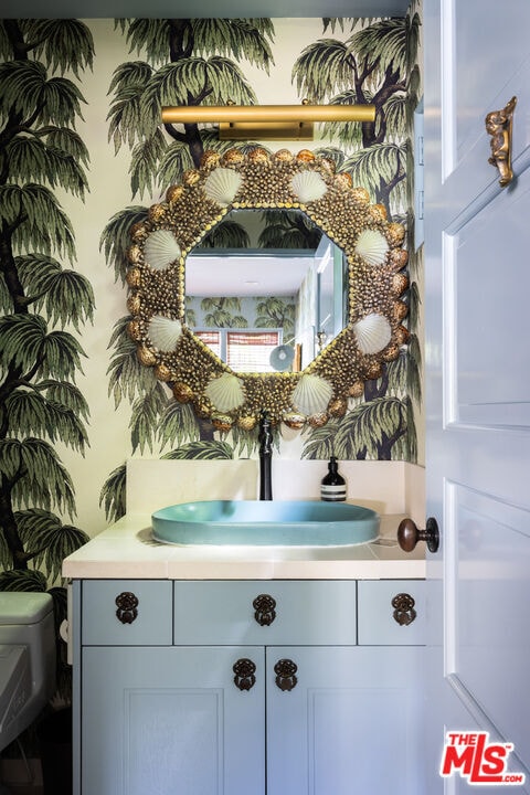 Building Photo - 1745 N Vista St