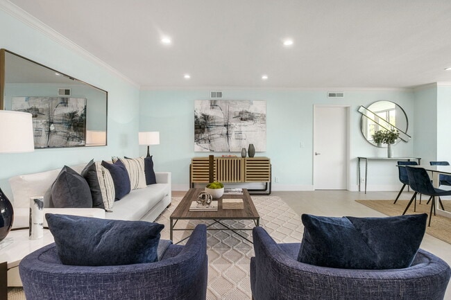 Building Photo - 11670 W Sunset Blvd