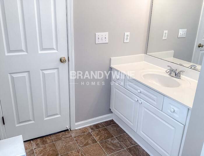 Building Photo - 2168 Wingfoot Pl