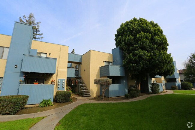 Primary Photo - Seagull Apartments