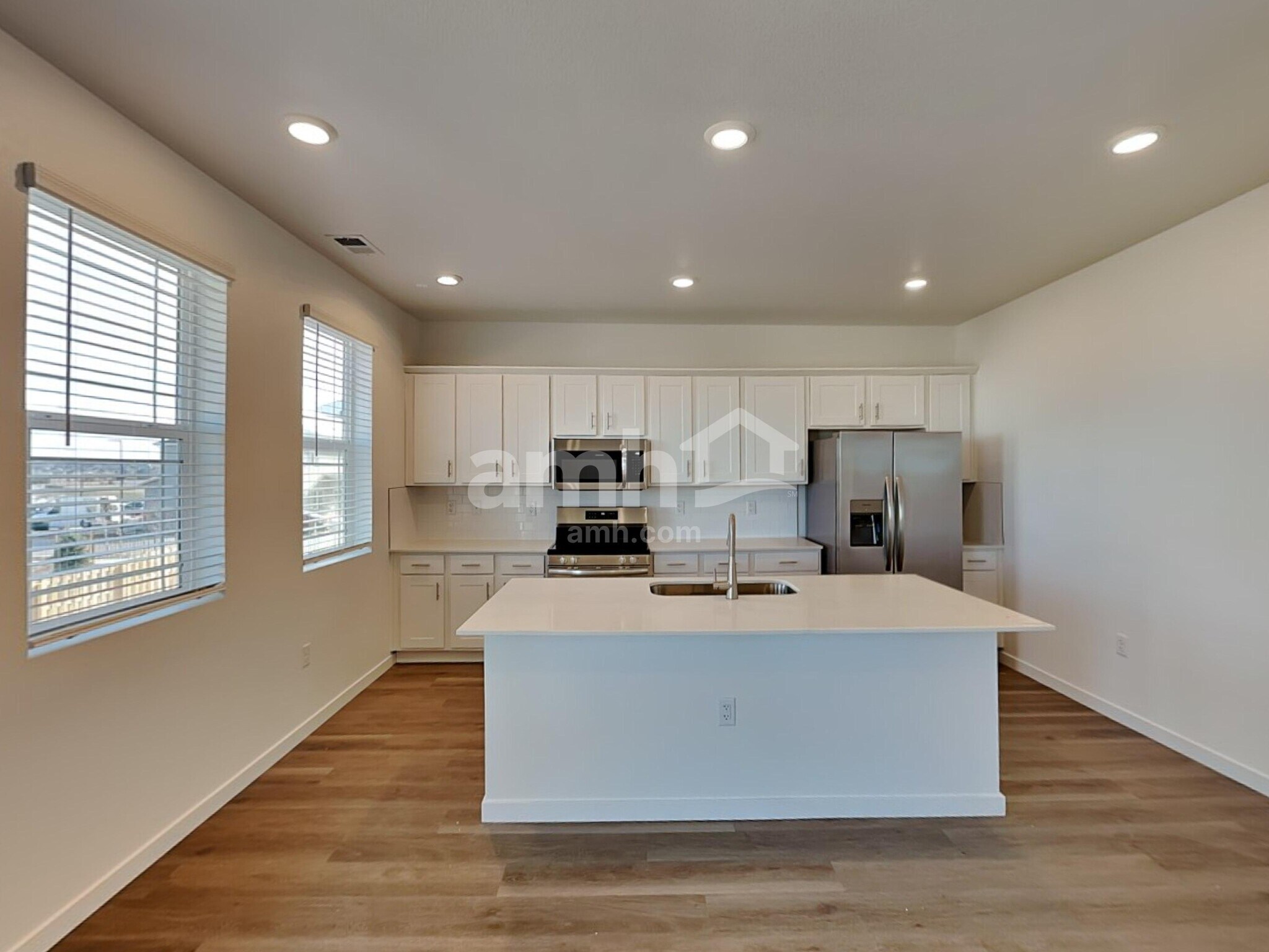 Building Photo - 26148 E Calhoun Pl