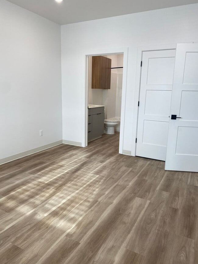 Building Photo - Driggs - New Flats at Teton Peaks Unit 204