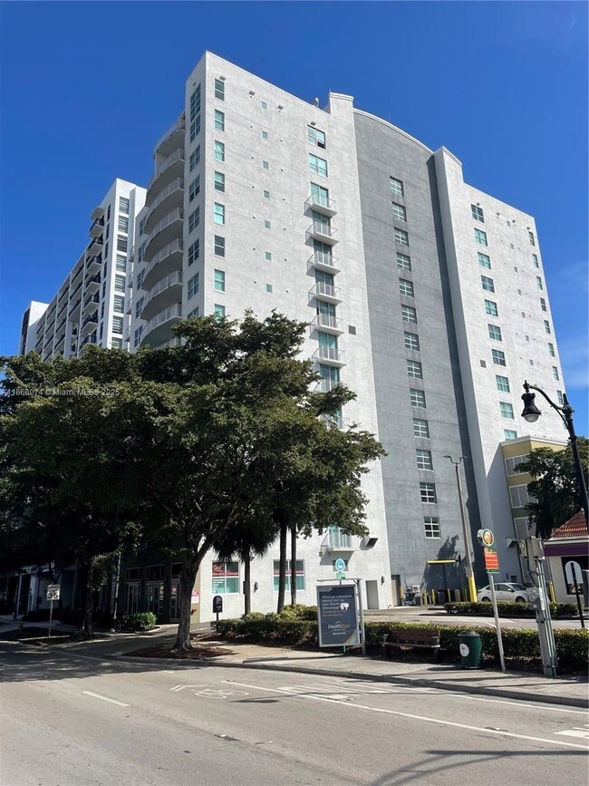 Building Photo - 3180 SW 22nd Terrace