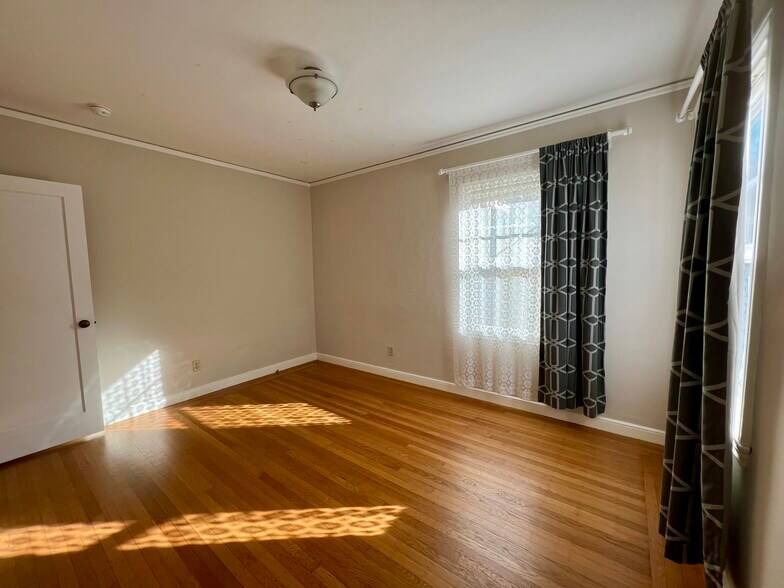 Bedroom 2 - 127 22nd Ave