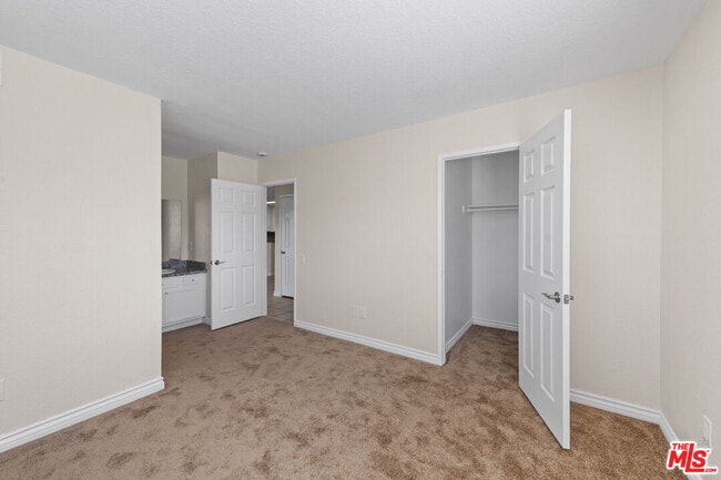 Building Photo - 78650 Ave 42 Ave