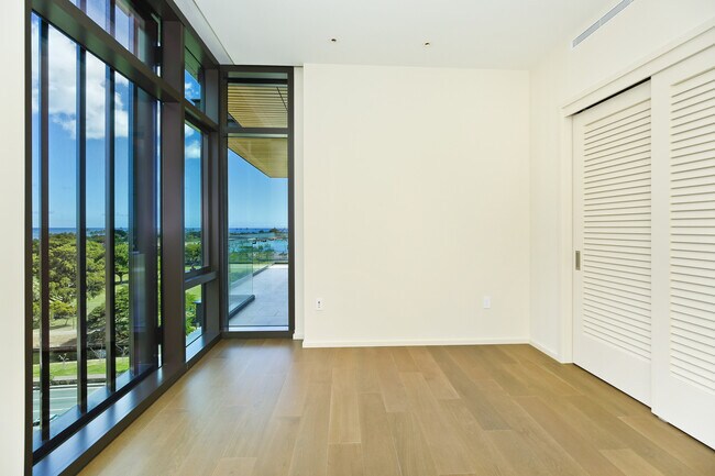 Building Photo - Luxurious Resort Lifestyle - Park Lane Ala...