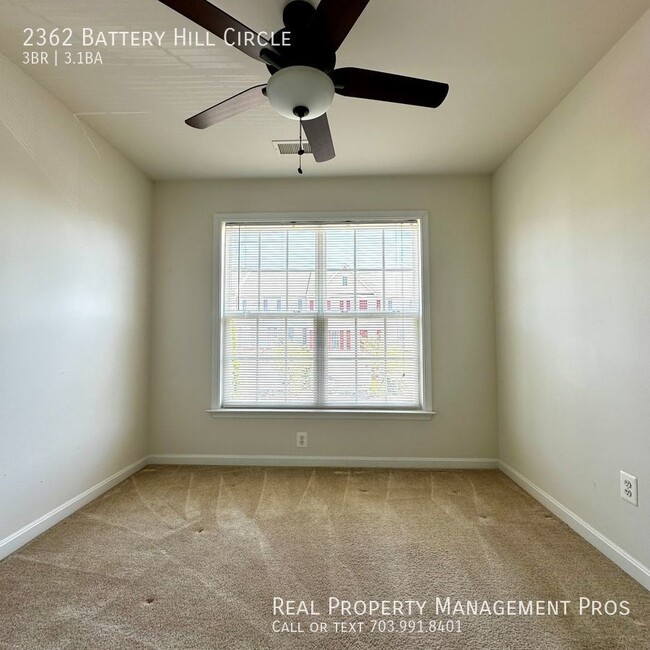 Building Photo - 2362 Battery Hill Cir