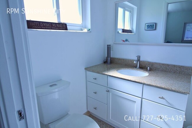 Building Photo - Newly renovated 3-Bedroom Home on a 0.65-A...