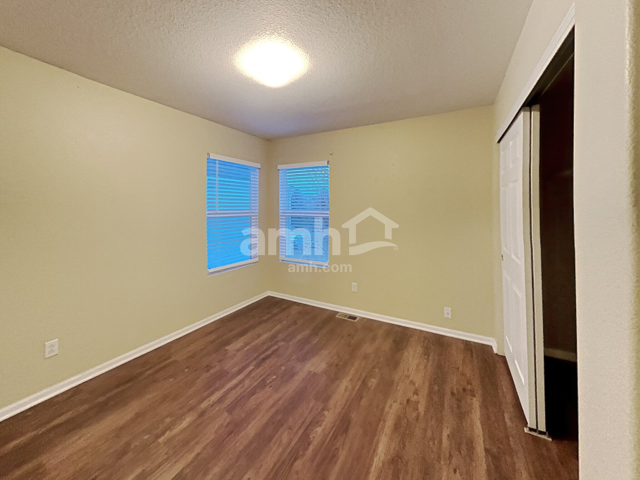 Building Photo - 4726 Andes St