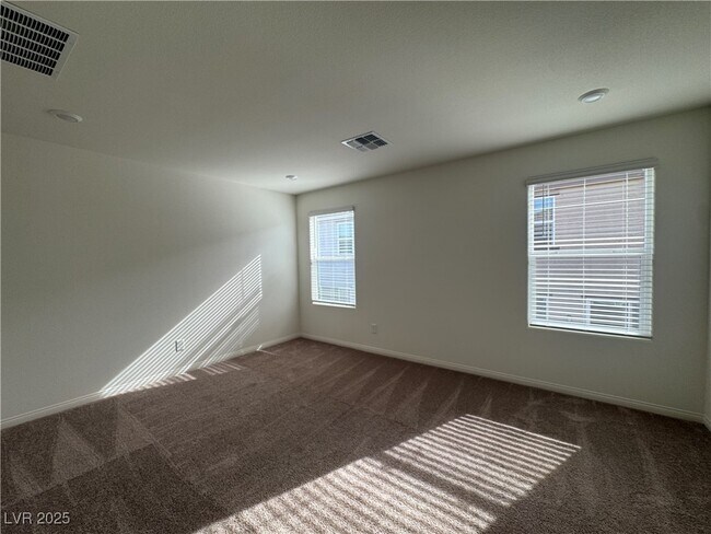 Building Photo - 9143 Rivington Ave