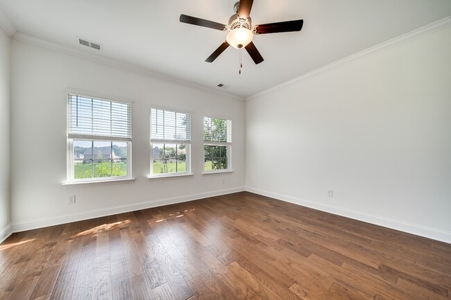 Building Photo - 1647 Foston Ln