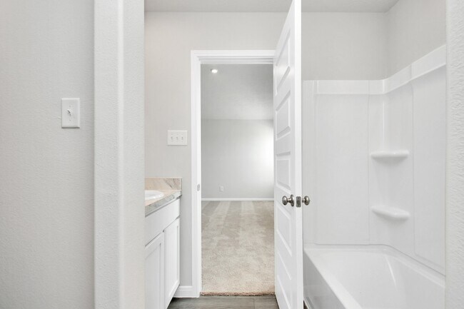 Building Photo - 1361 Rd 5102