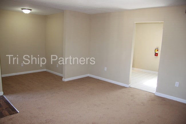Building Photo - Available for Immediate Move In