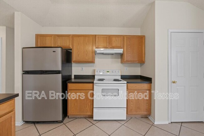 Building Photo - 101 Ina Ct