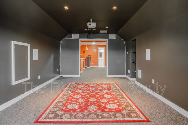 Building Photo - 4900 Lofton Dr