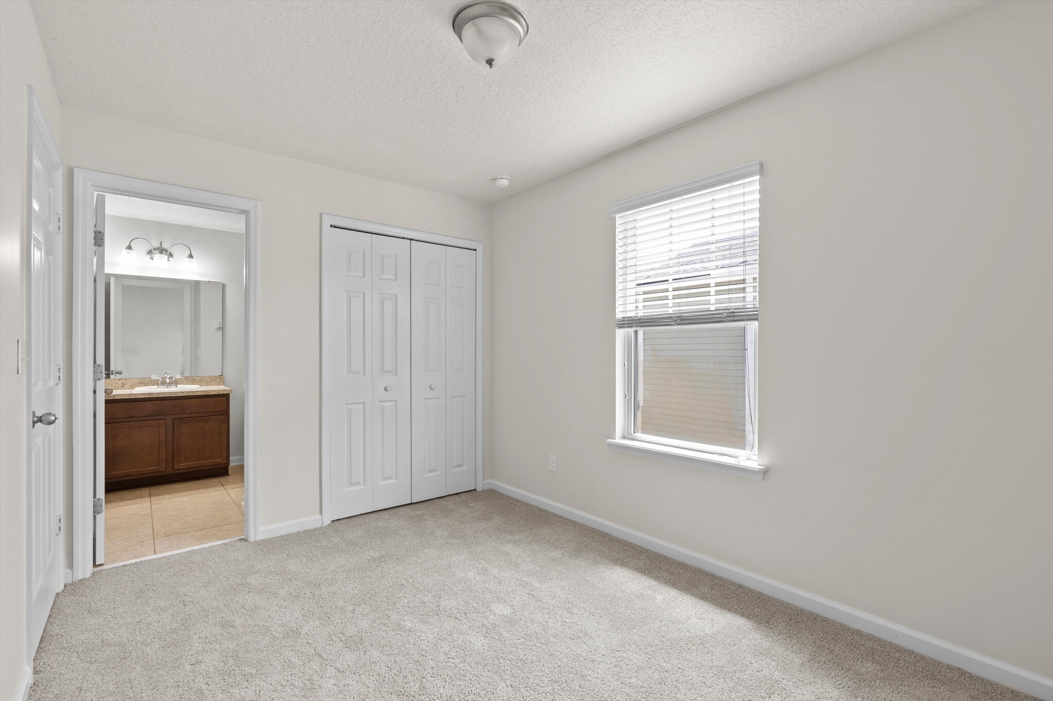 Building Photo - 3851 Aubrey Ln