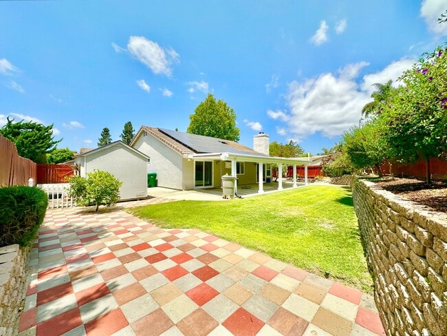 Building Photo - Wonderful Single-Story Home on Spacious Corner Lot with Privately Fenced Yard Space & Attached-Tw...