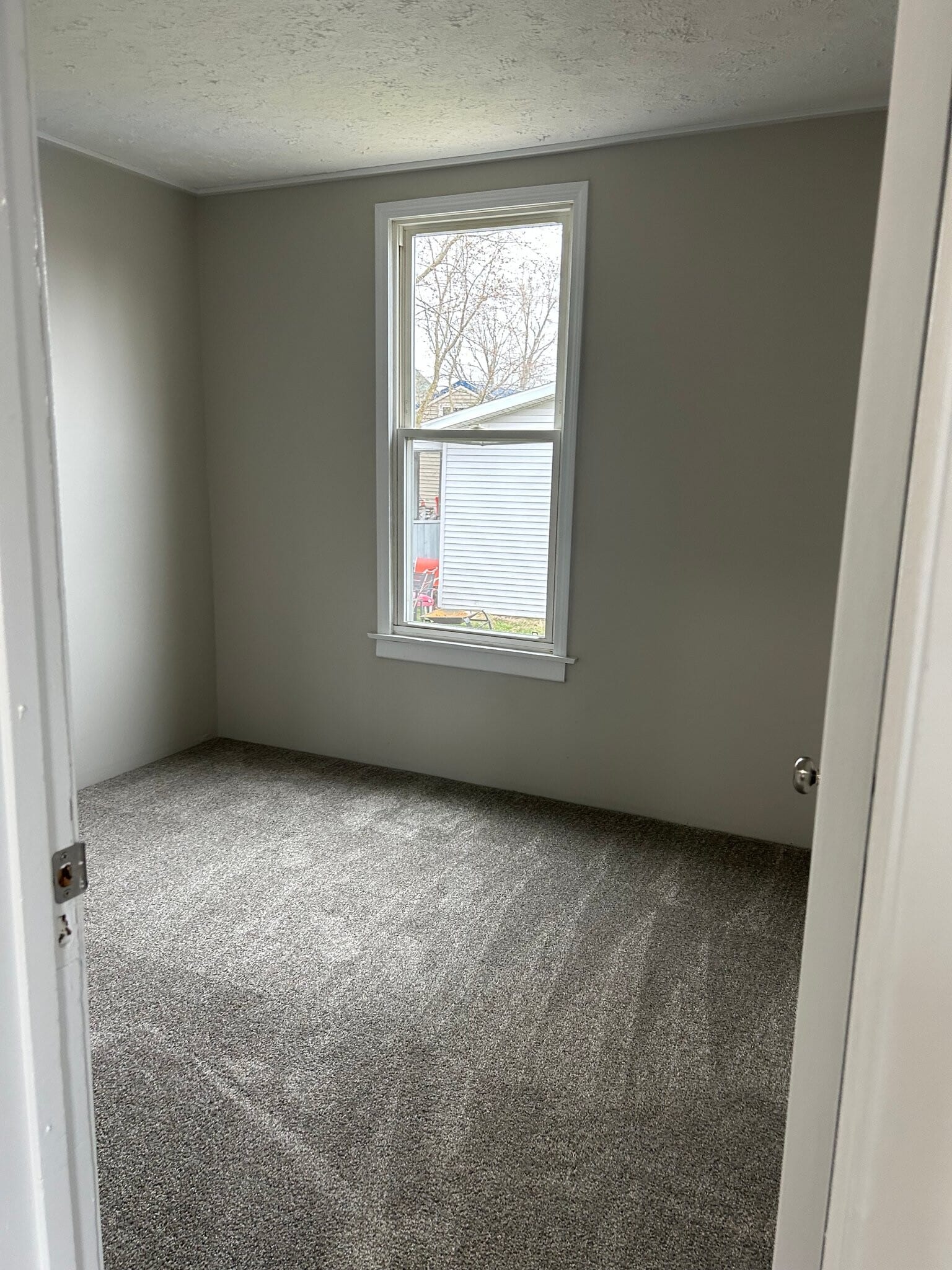 Building Photo - 112 W 3rd St N