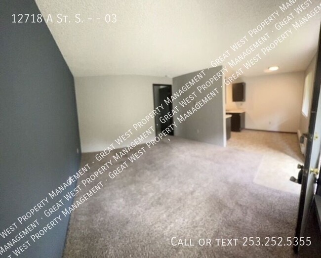 Building Photo - Move in Special! Half off your first month...