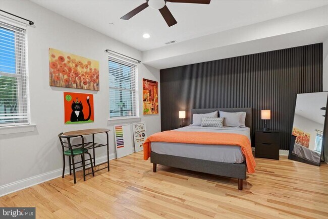 Building Photo - 159 Green Ln