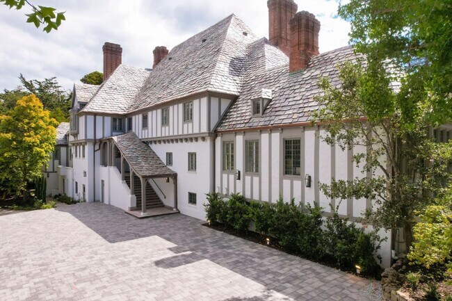 Building Photo - 85 Fagan Dr