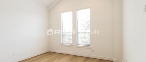 Building Photo - 3052 Truxillo St