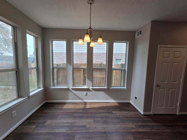 Building Photo - 20782 Oakhurst Trails Dr