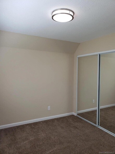 Building Photo - 7425 Charmant Dr