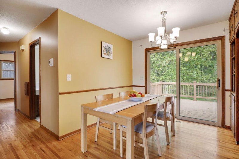 Building Photo - 656 17th Ave NW