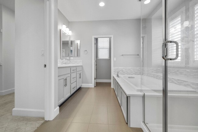 Building Photo - Stunning 4 Bedroom in the Dunes - Available for showings March 2nd