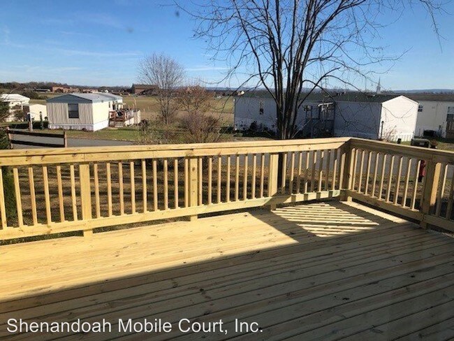 Building Photo - 1405 Front Royal Pike