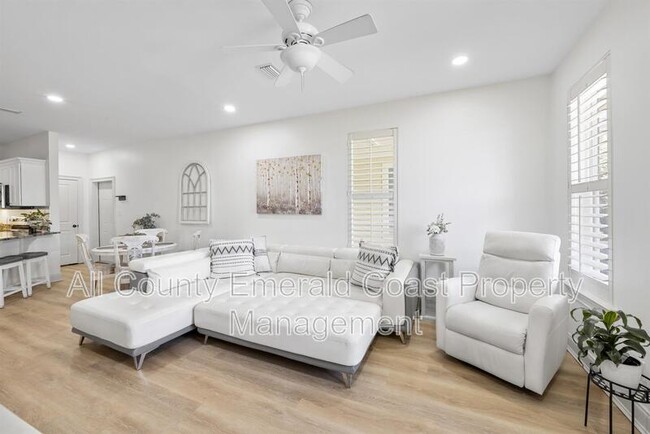 Building Photo - 25 S Wildflower Dr