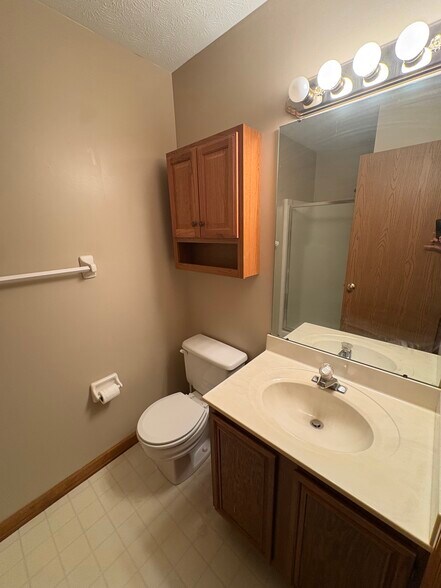 Building Photo - 7333 McSmith Ln