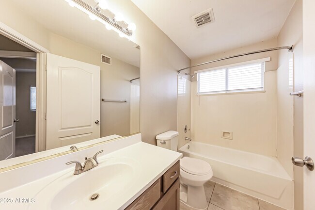 Building Photo - 9721 W Runion Dr