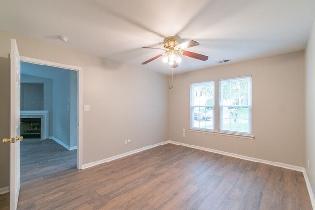 Building Photo - Lovely home in Monroe!