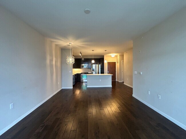 Building Photo - Top floor 2bd 2 bath condo conveniently located in Broomfield!