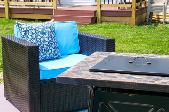 Building Photo - 415 Short St