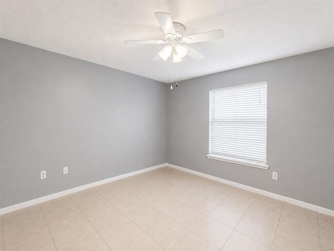 Building Photo - 112 Reserve Cir