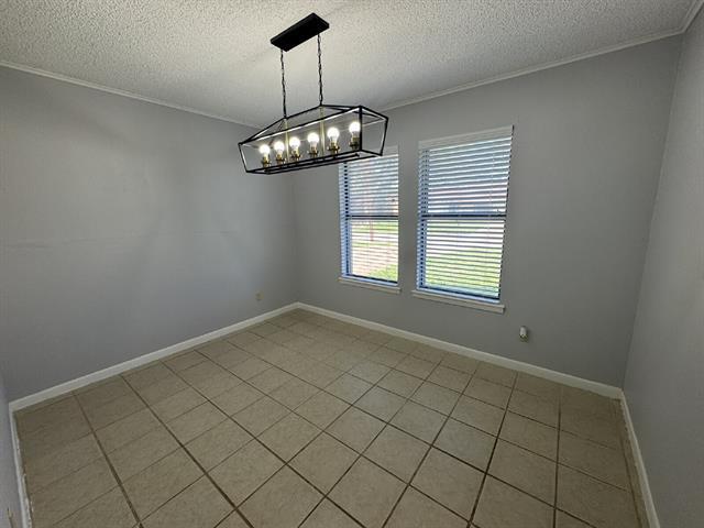 Building Photo - 207 Sharp Dr