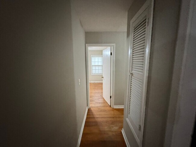 Building Photo - 1444 Waccamaw Dr