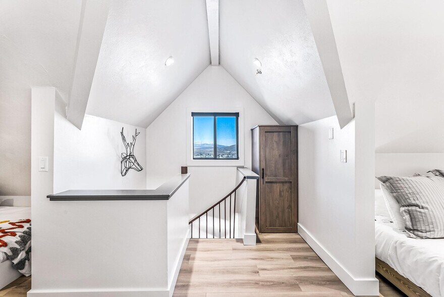 Building Photo - 1385 Lowell Ave